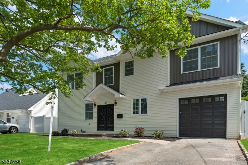 Property Photo: 331 West Ln NJ 07066