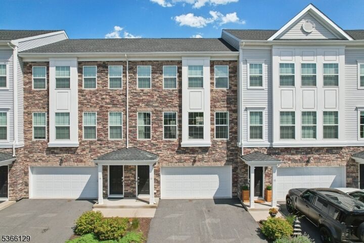 12 Colgate Dr  Morris Twp. NJ 07960 photo