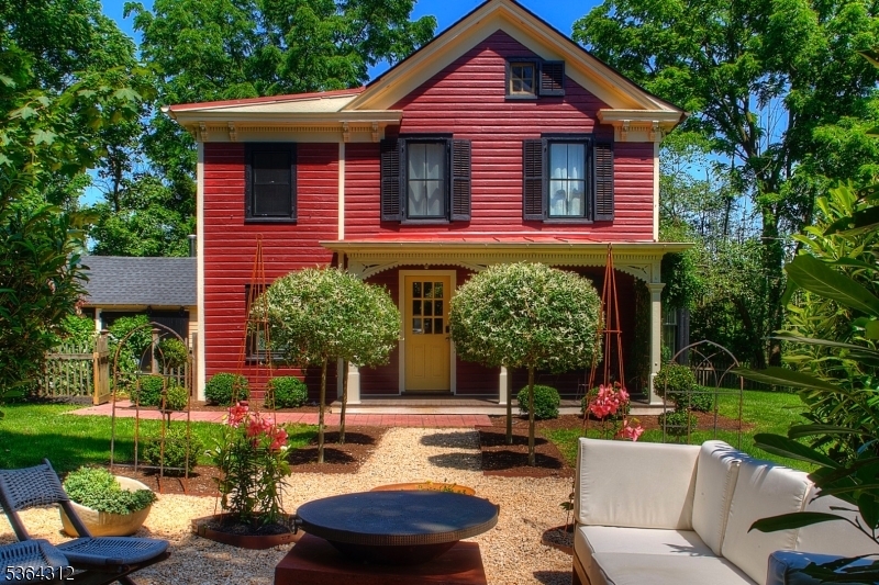 Property Photo:  4 Lambert Rd  NJ 08559 