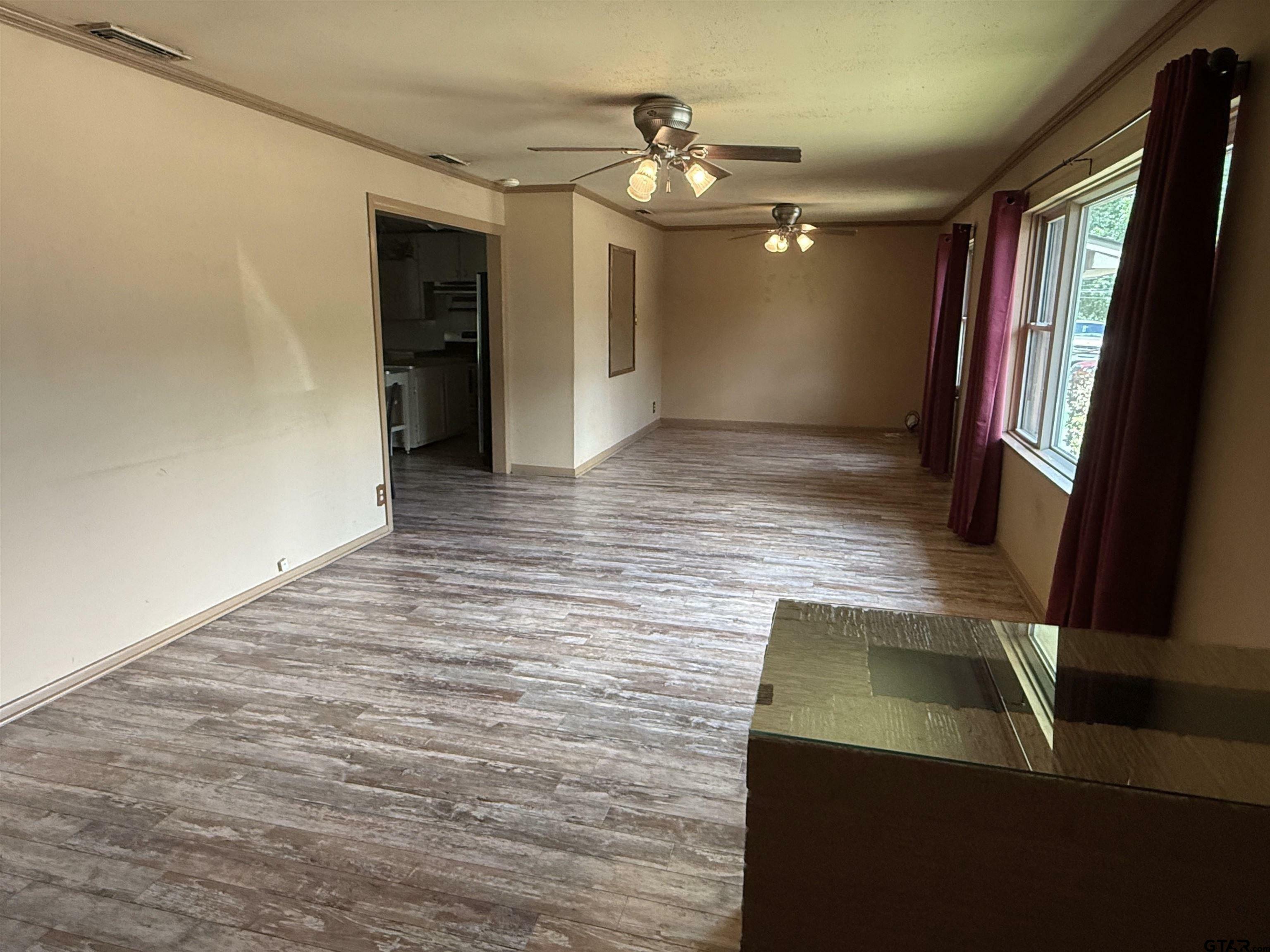 Property Photo: 2015 E Fifth St TX 75701