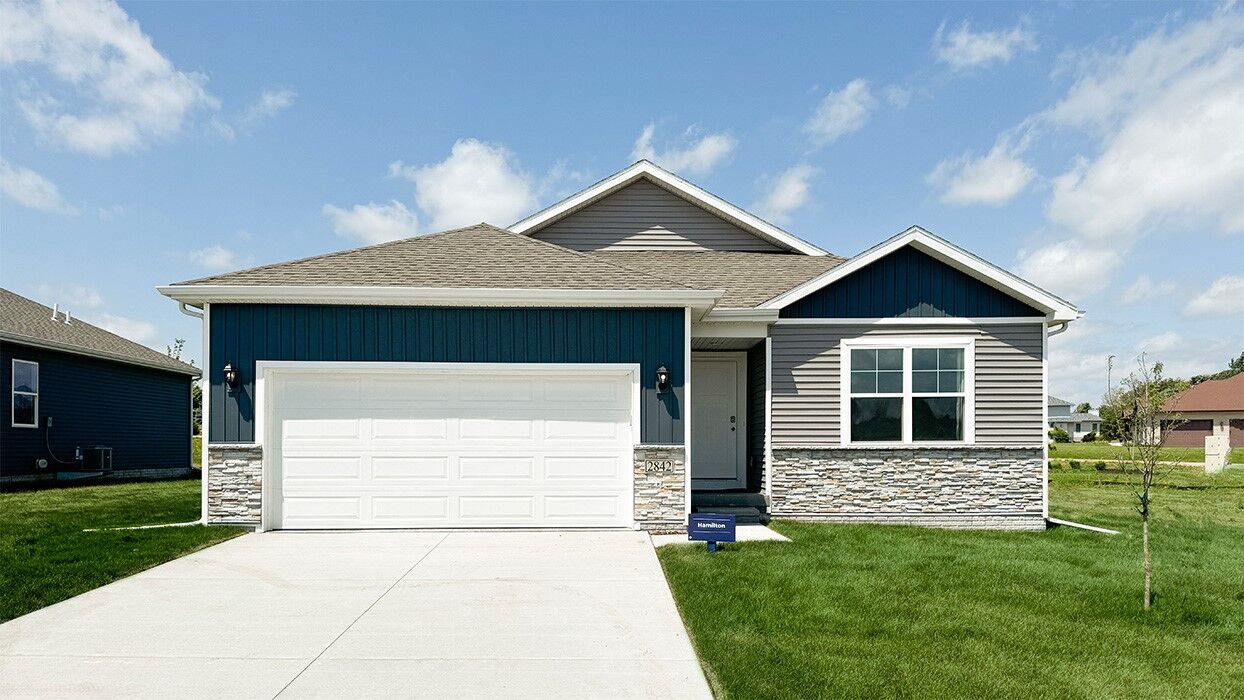 Property Photo:  15100 Ironwood Lane  IA 50111 