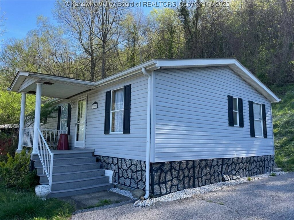 4900 & 4904 Jonquil Drive  Charleston WV 25306 photo