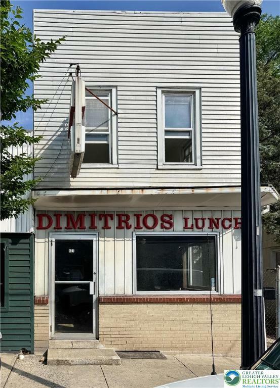 Property Photo: 401 Broadway PA 18015