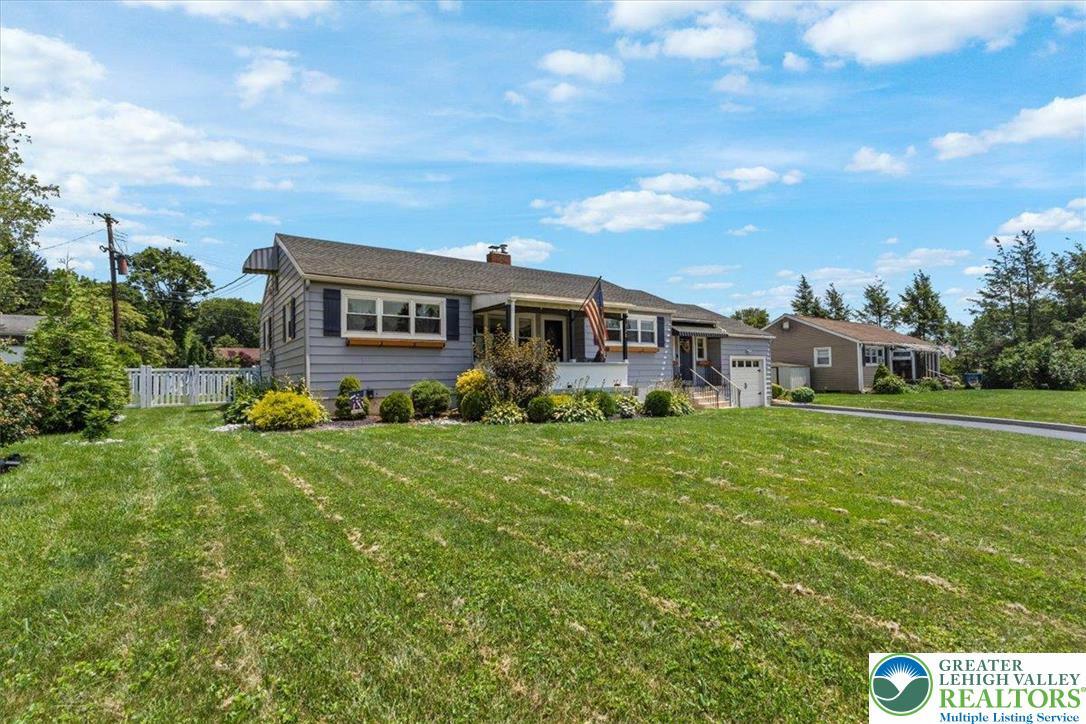 Property Photo: 320 Nulton Avenue PA 18045