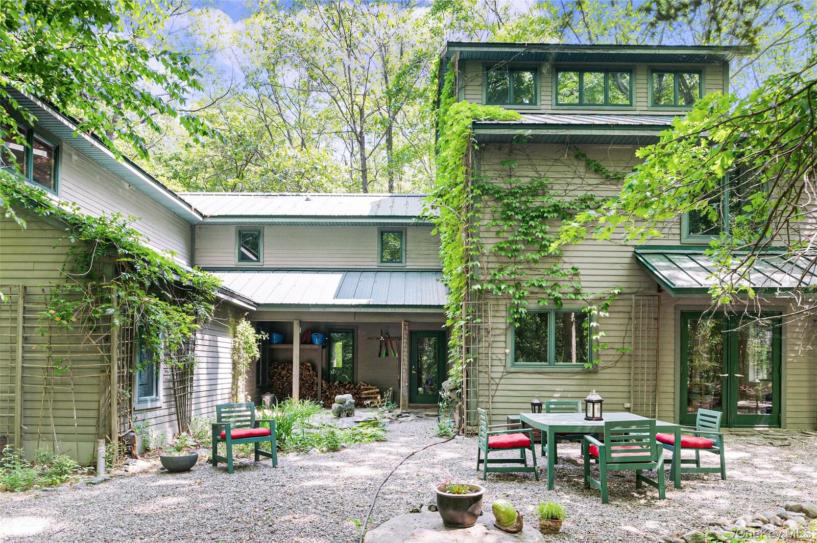 Property Photo:  15 Cox Drive  NY 10950 