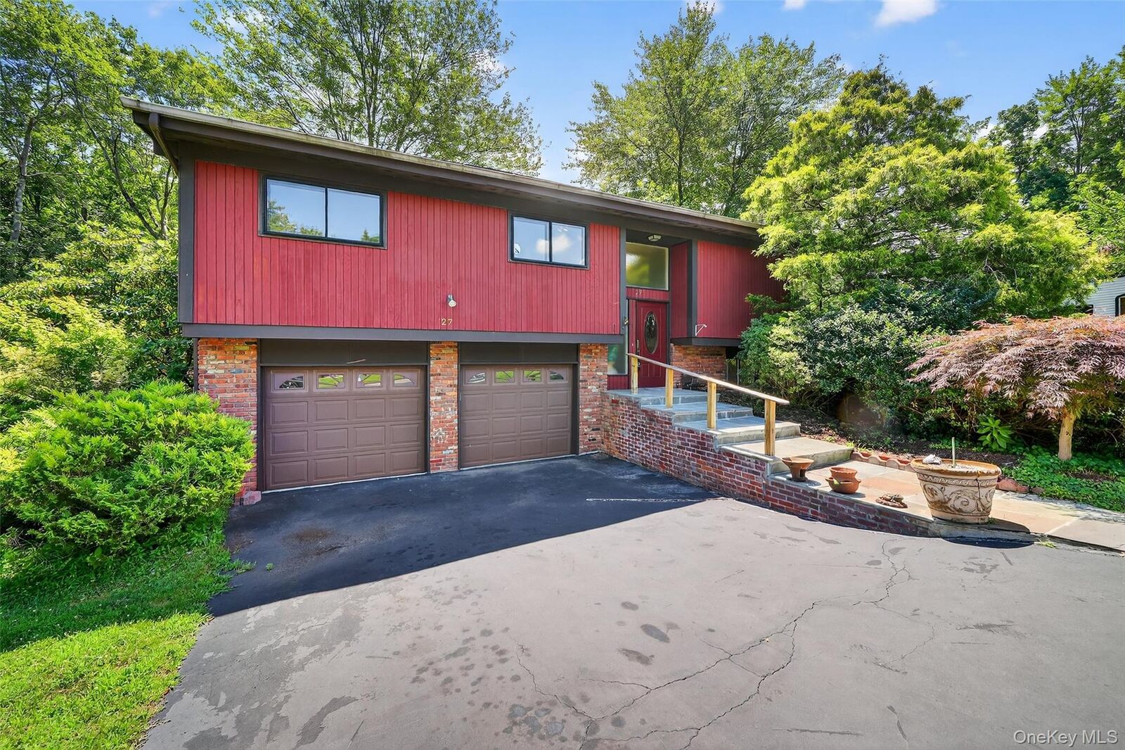 Property Photo: 27 Maiden Lane NY 10956