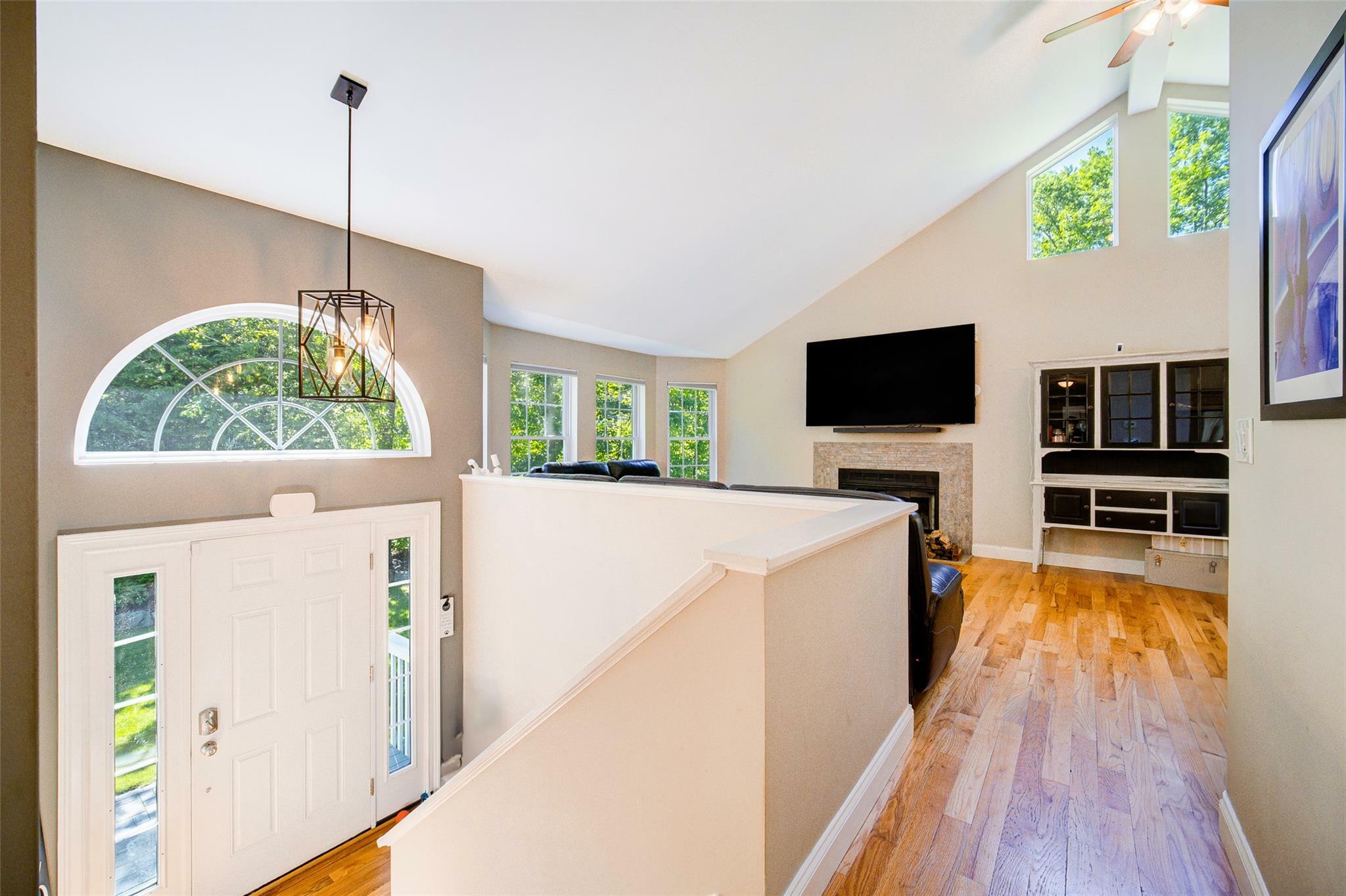 Property Photo:  789 Jackson Avenue  NY 12553 