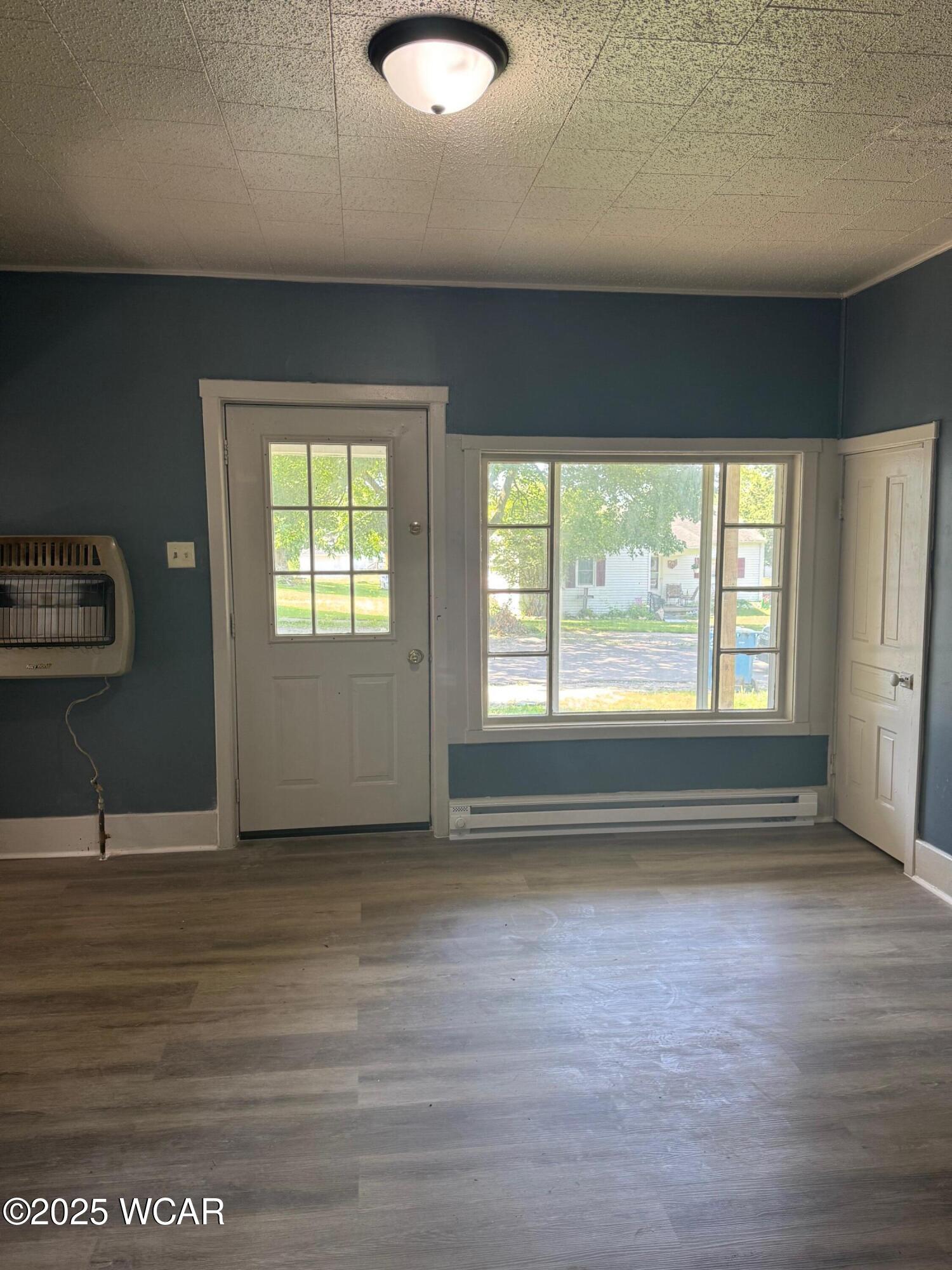 Property Photo:  809 King Street  OH 43326 
