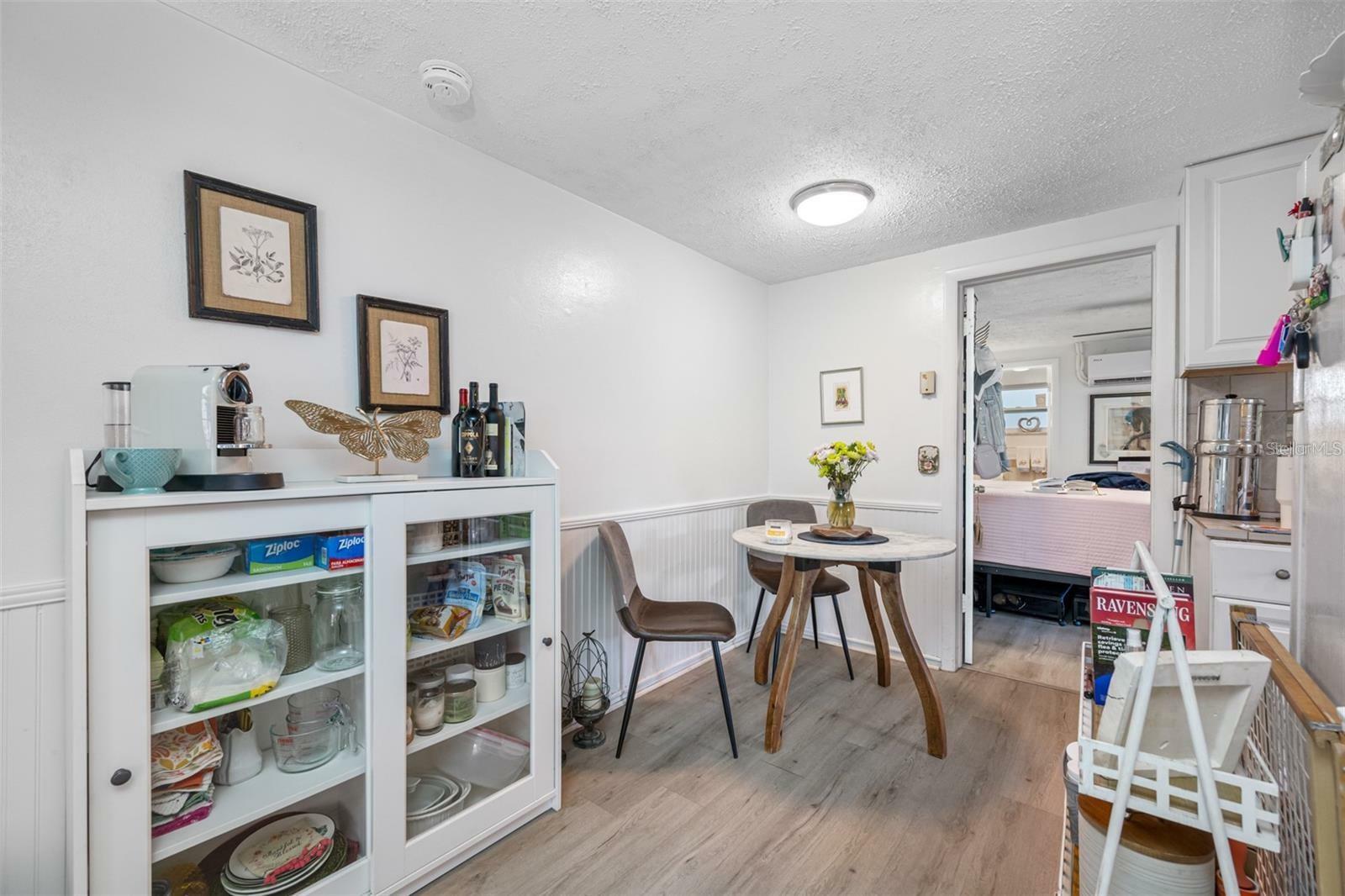 Property Photo: 618 Dogwood Court FL 34698