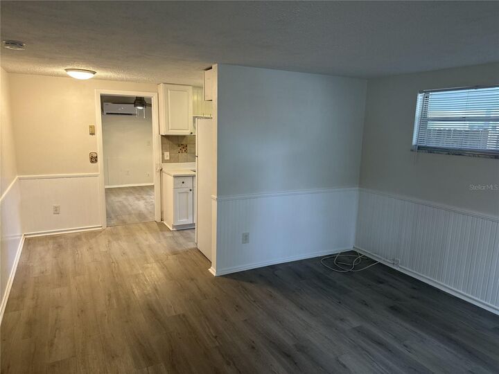 Property Photo: 618 Dogwood Court FL 34698