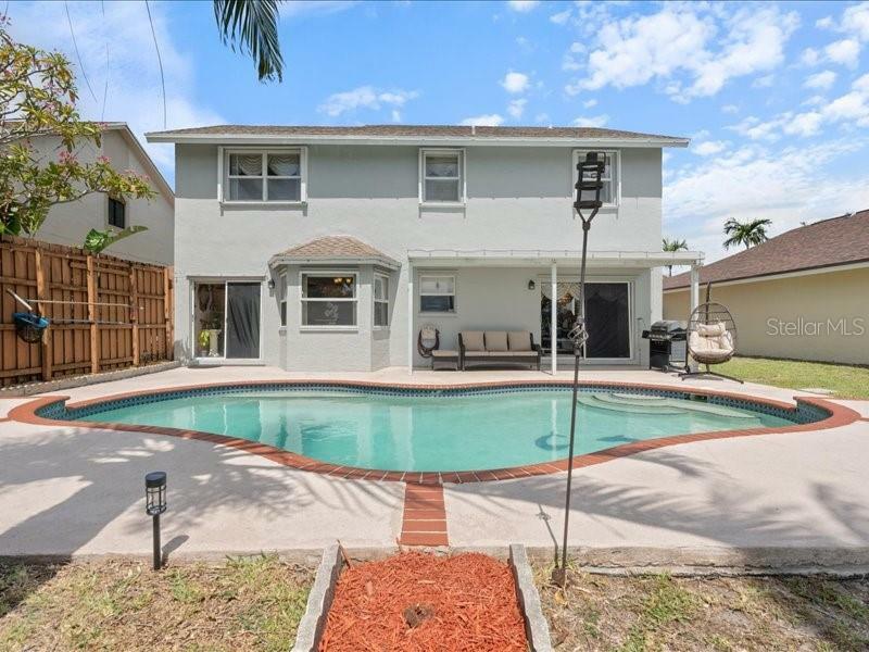 Property Photo: 961 SW 98th Avenue FL 33025