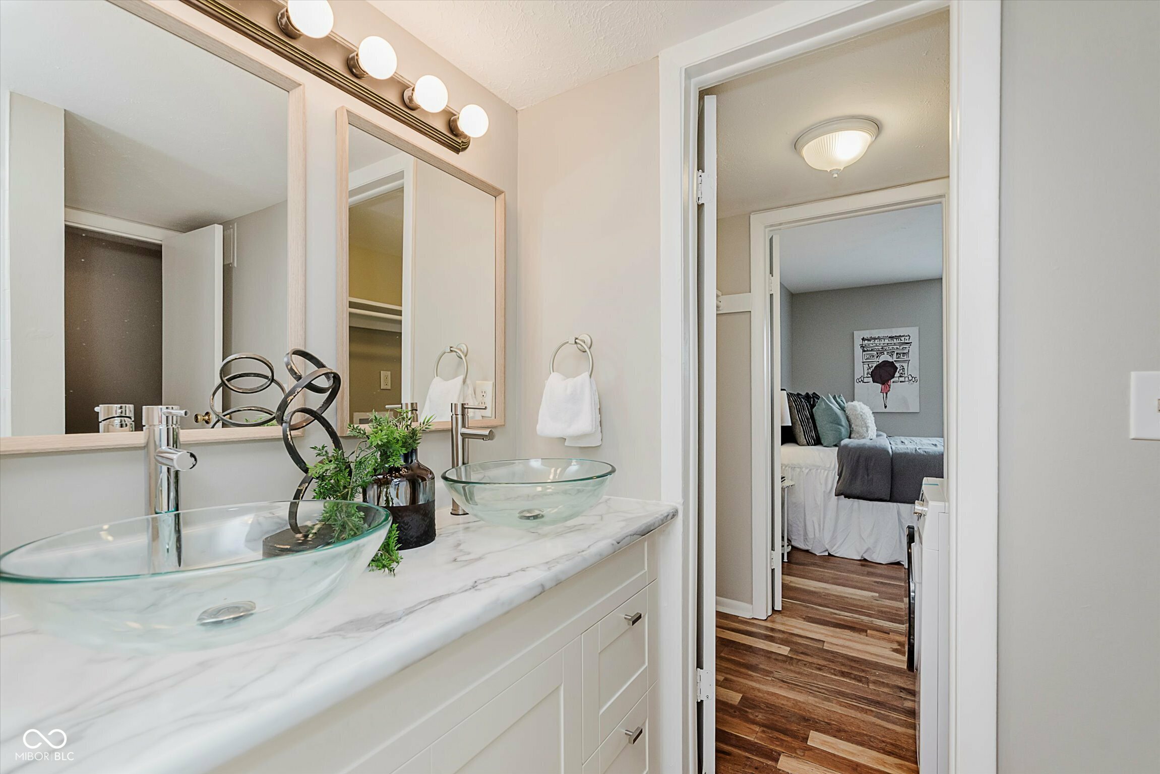 Property Photo: 7404 Countrybrook Drive IN 46260