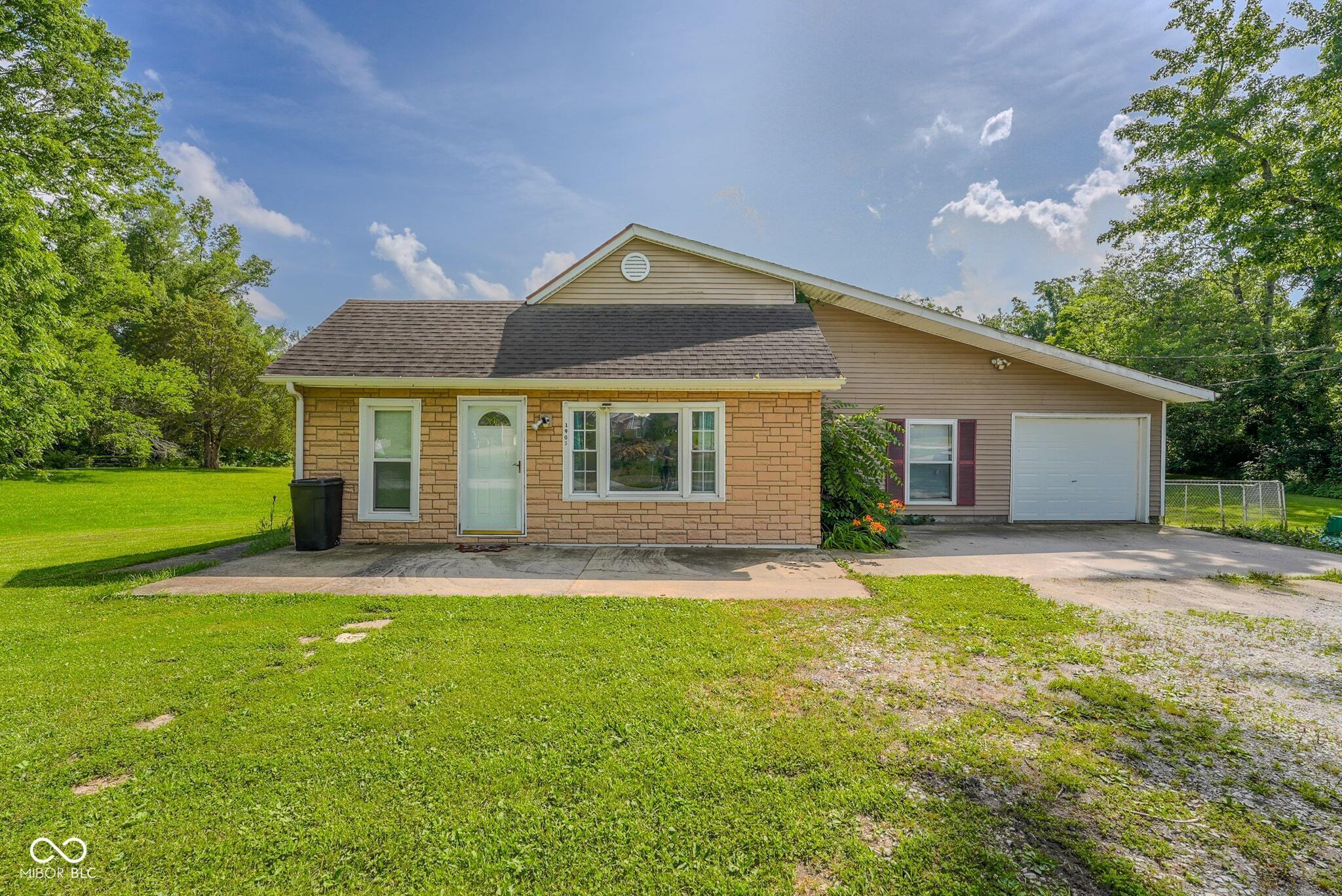 Property Photo:  1905 W Brownstown Road  IN 47265 