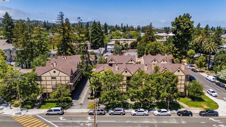 1116 Brewster Ave  Redwood City CA 94062-1310 photo