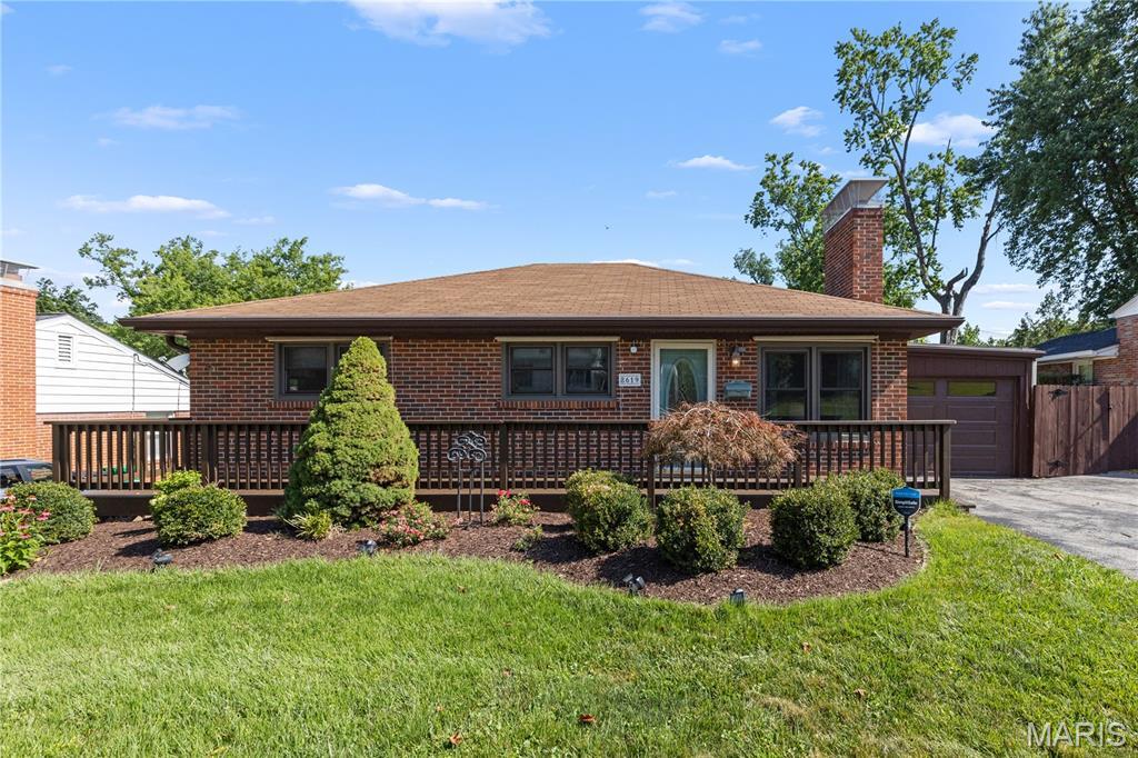 Property Photo: 8619 White Avenue MO 63144