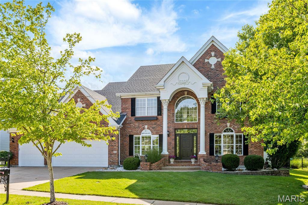 Property Photo: 709 Summer Oak Drive MO 63021