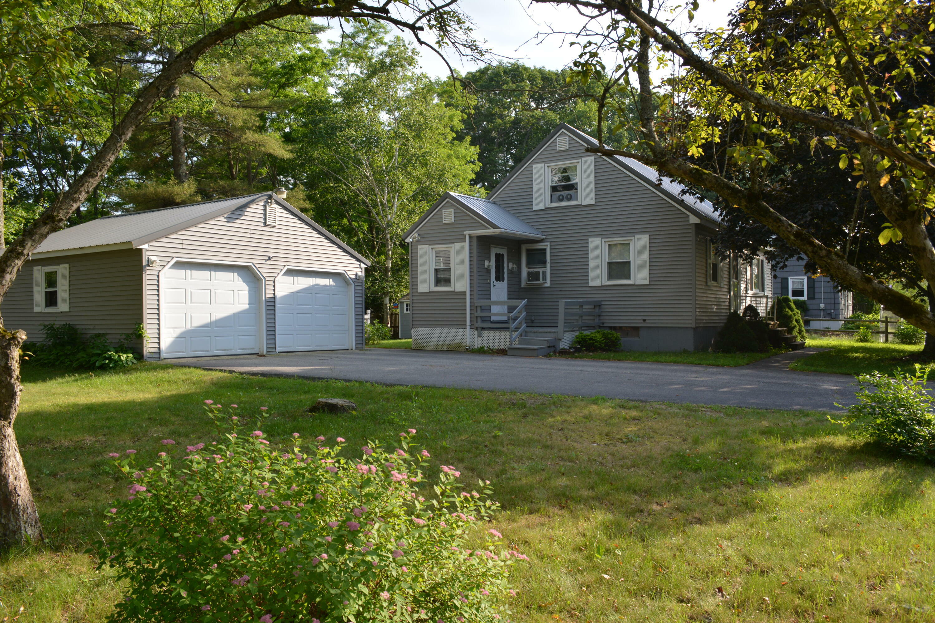 Property Photo:  251 E Bridge Street  ME 04092 