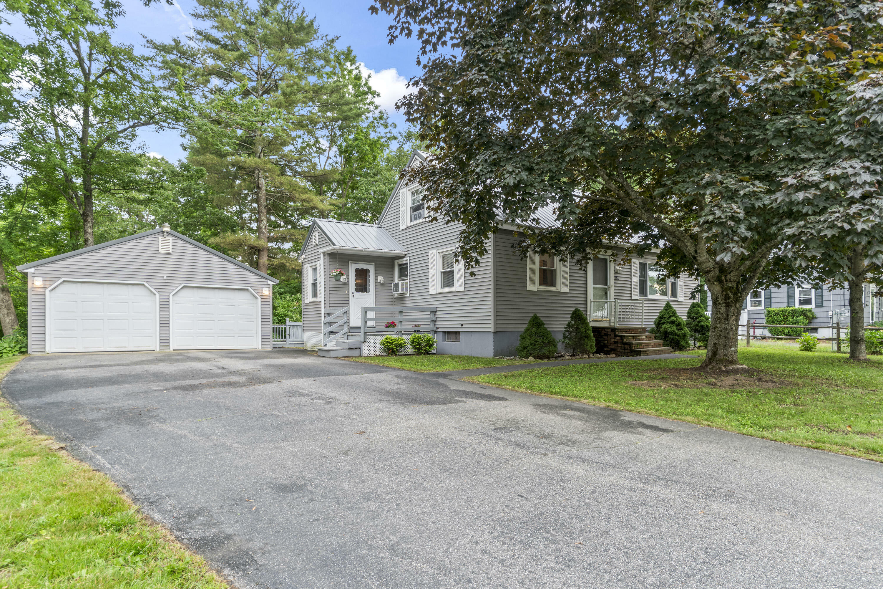 Property Photo:  251 E Bridge Street  ME 04092 