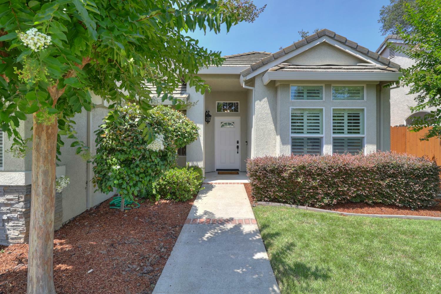 Property Photo:  2417 Konvalin Oaks Lane  CA 95608 