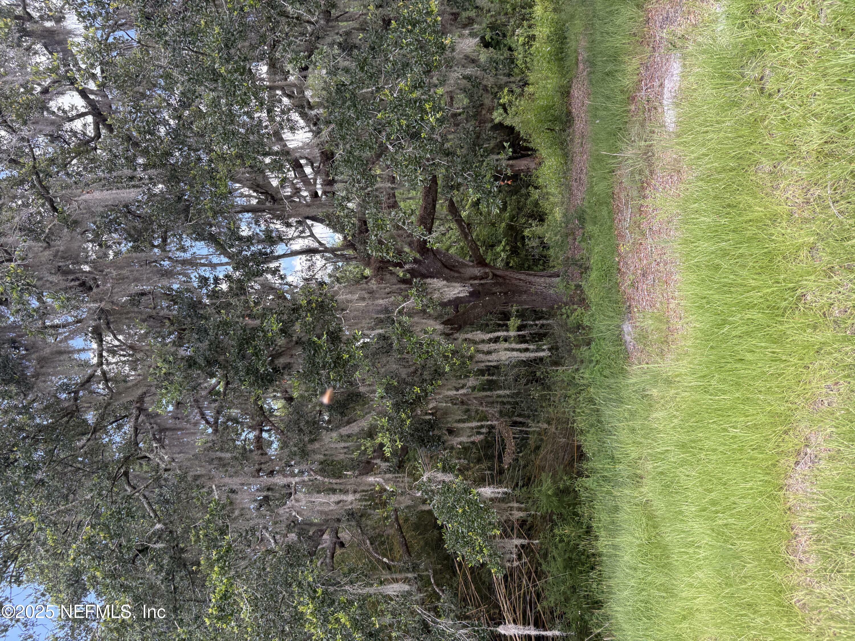 Property Photo:  22438 NW 44th Avenue  FL 32058 