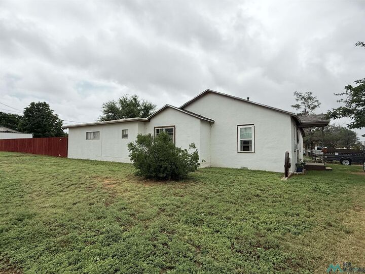 Property Photo:  821 N Walnut Street  NM 88101 