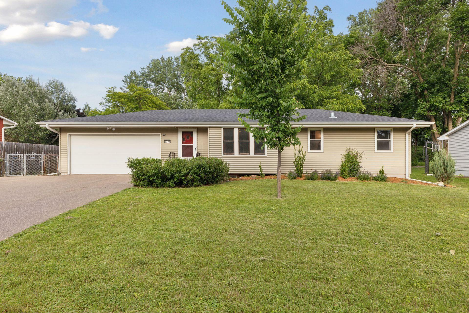 Property Photo: 2206 Cohansey Boulevard MN 55113