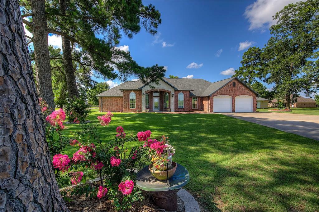 Property Photo:  522 County Road 2310  TX 75482 