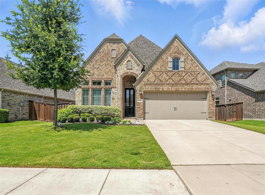 Property Photo:  8601 Holliday Creek Way  TX 75071 
