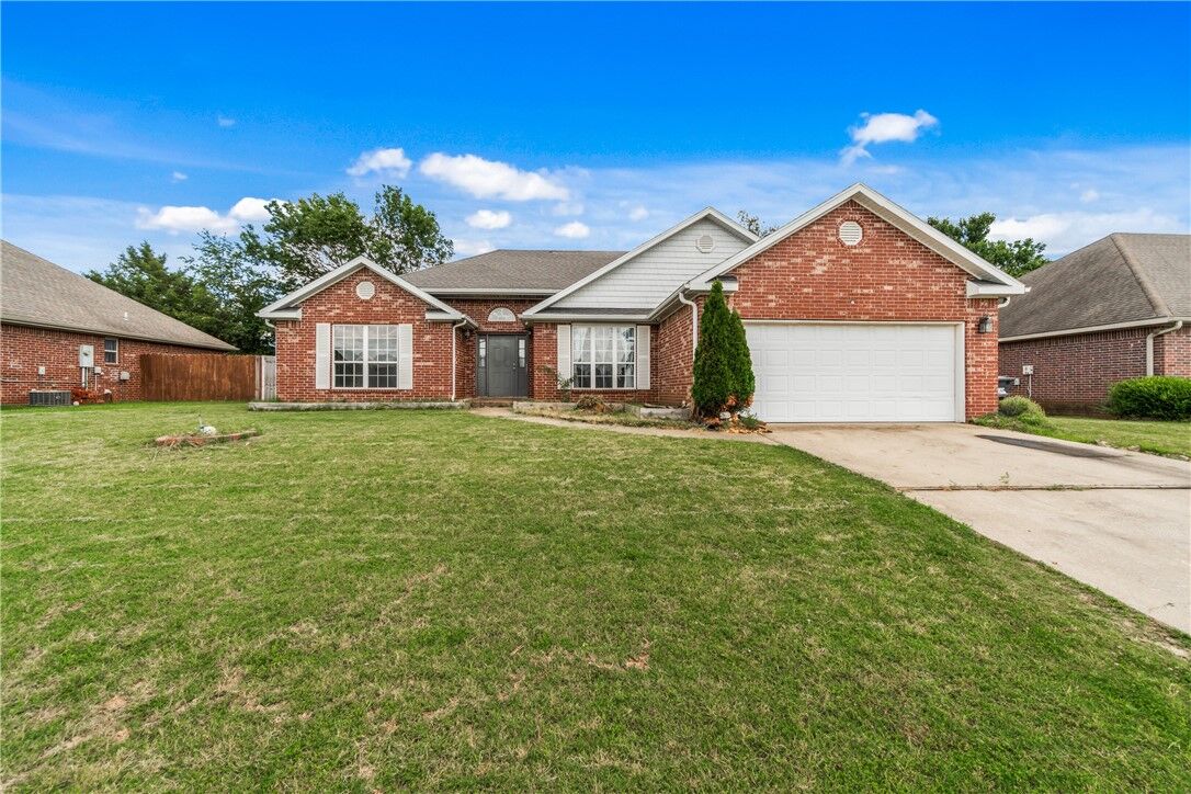 Property Photo:  2977 Kings Drive  AR 72764 