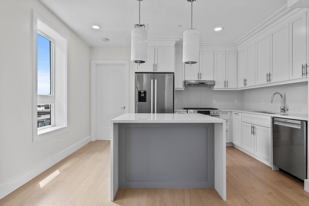 Property Photo:  301 Border Street 603  MA 02128 
