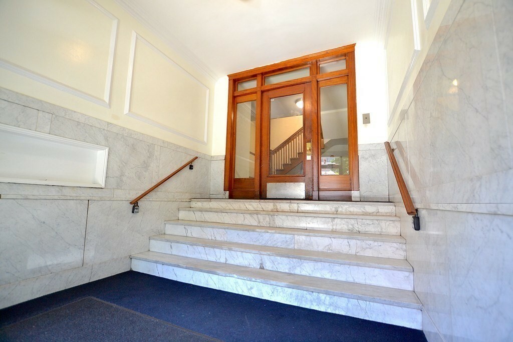 Property Photo: 7 Lothian Rd 8 MA 02135