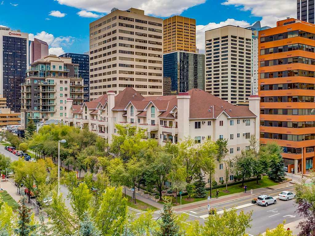 Property Photo: 777 3 Avenue SW 504 AB T2P 0G8