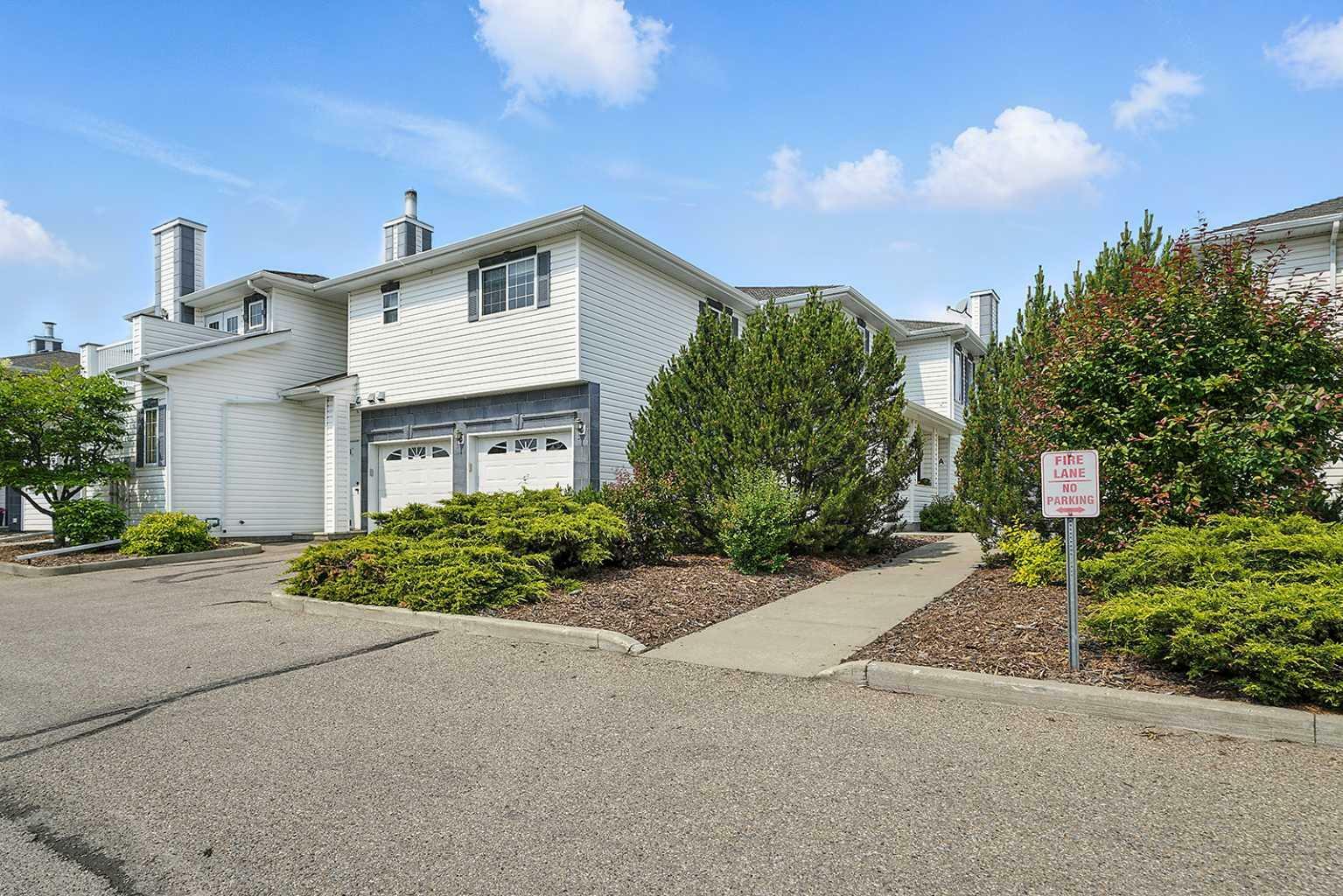 32 Daines Avenue 34A  Red Deer AB T4R 2Z5 photo