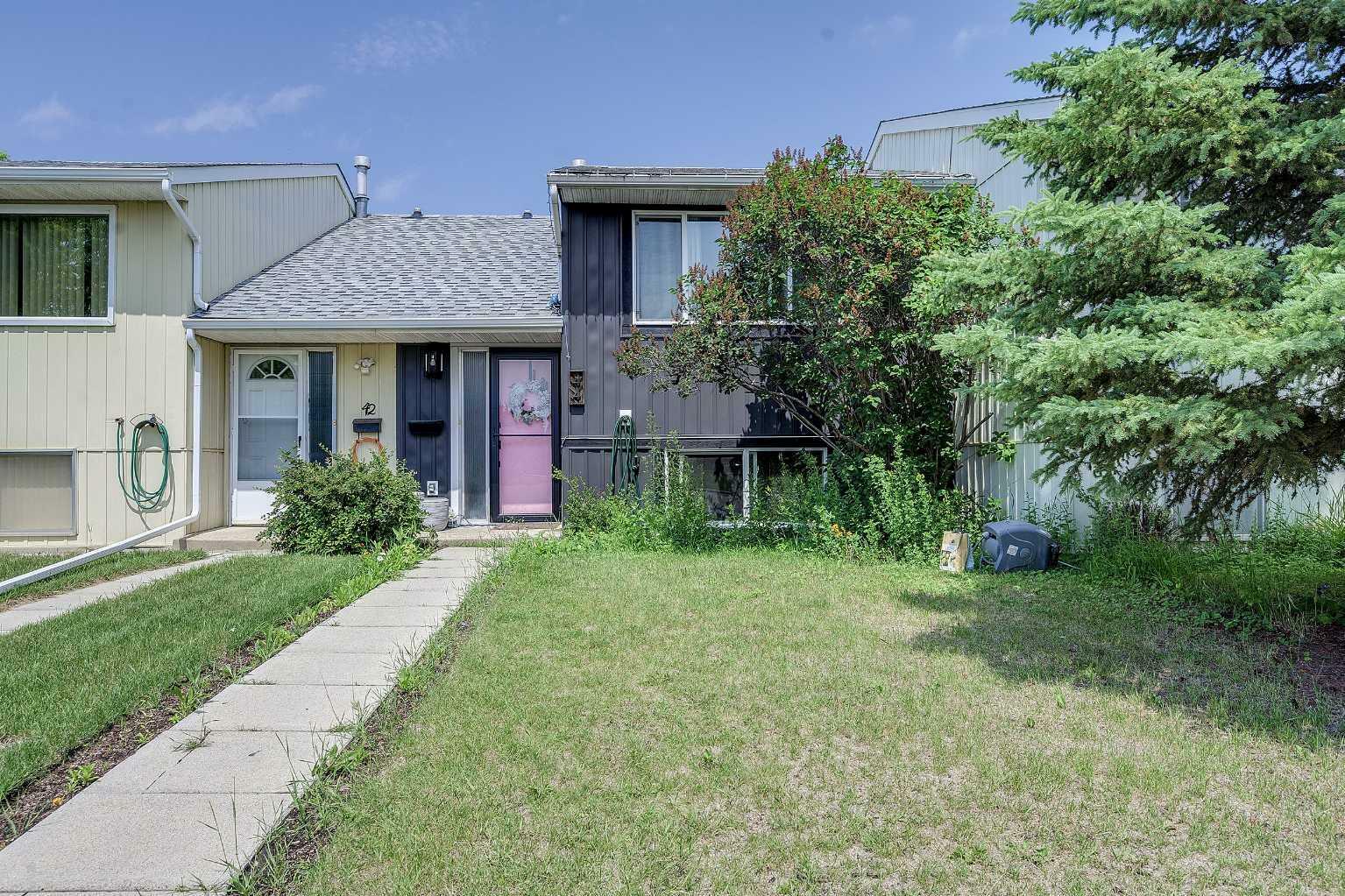 Photo de la propriété: 44 Whiteside Crescent AB T4N 5Z1