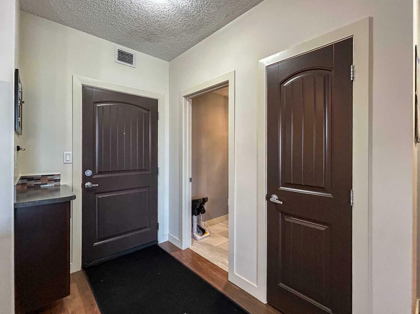 Property Photo: 135 C Sandpiper Road 3406 AB T9K 0N3