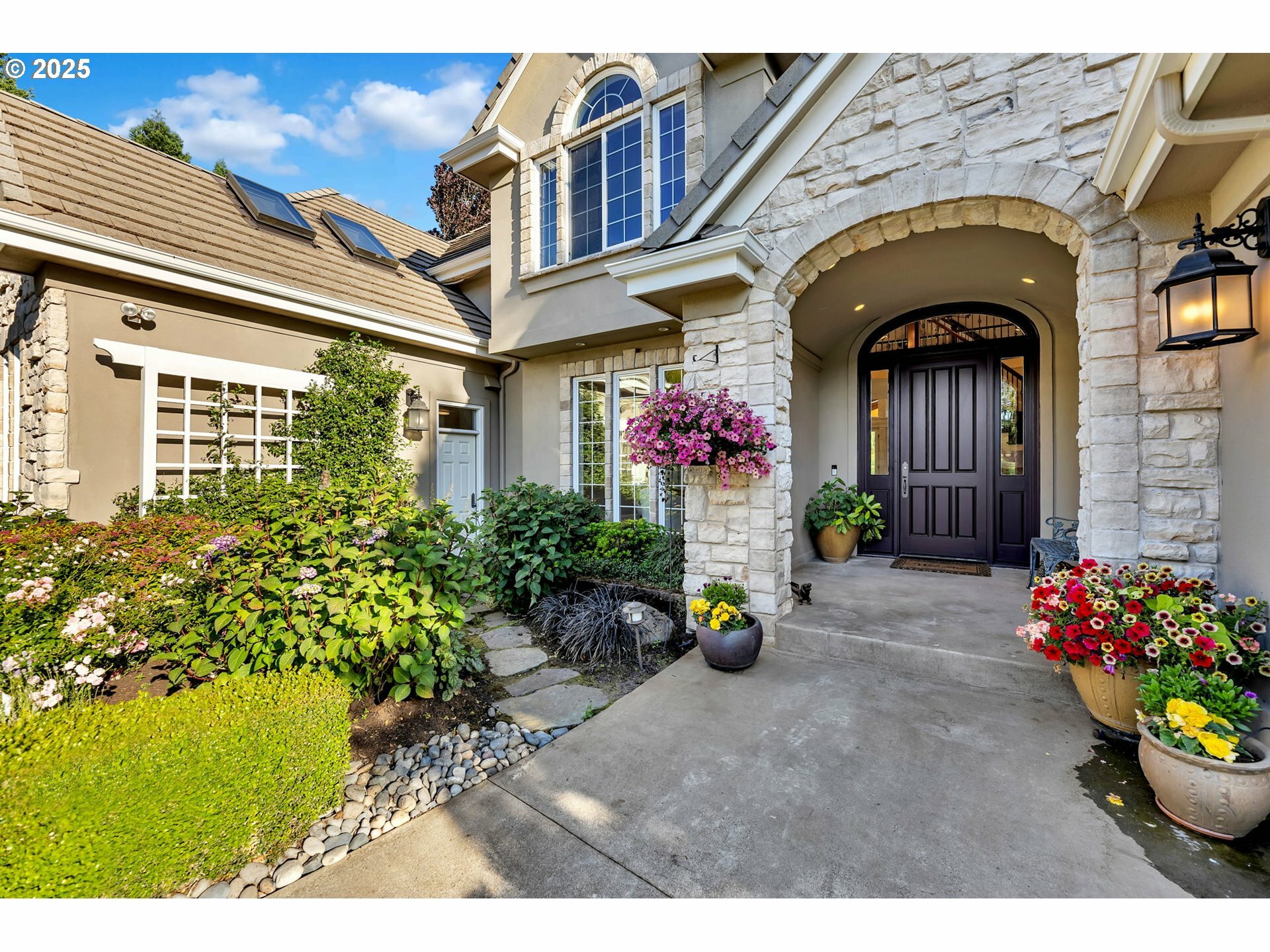 Property Photo: 8913 NE 151st Cir WA 98604