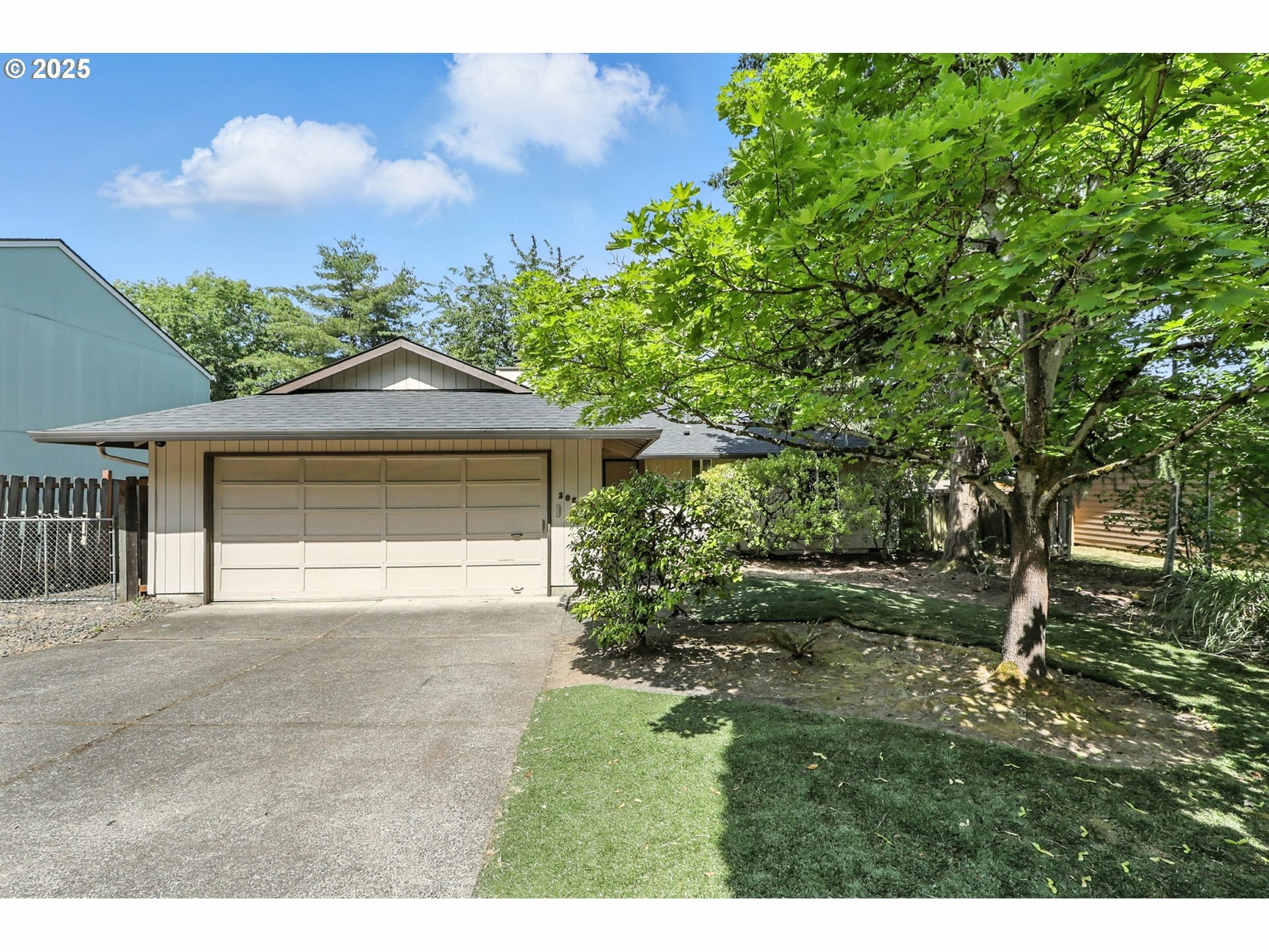 Property Photo:  20603 SW Martinazzi Ave  OR 97062 