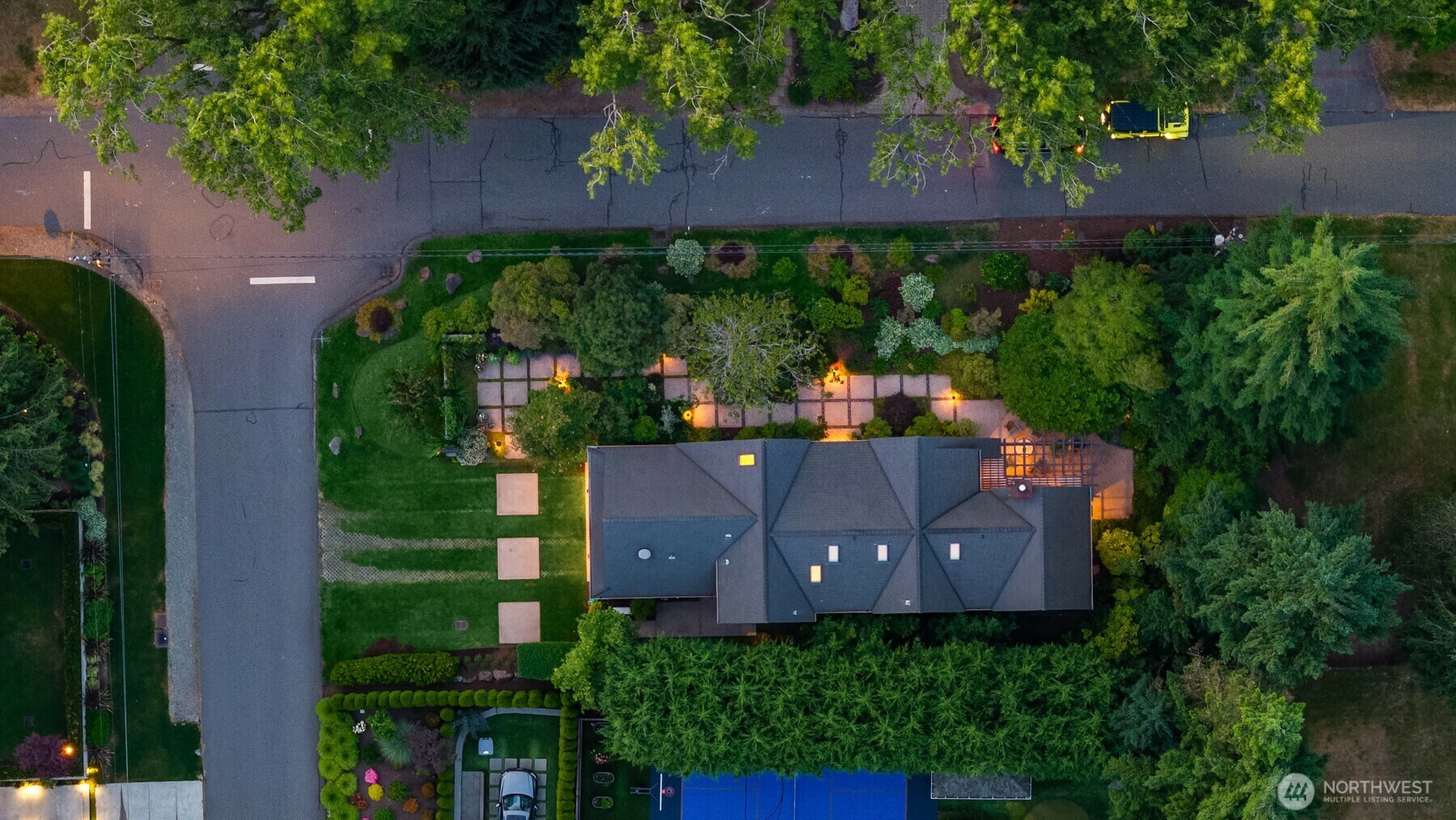 Property Photo:  7715 NE 22nd Street  WA 98039 