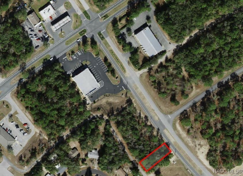 Property Photo:  9514 N Deltona Boulevard  FL 34434 