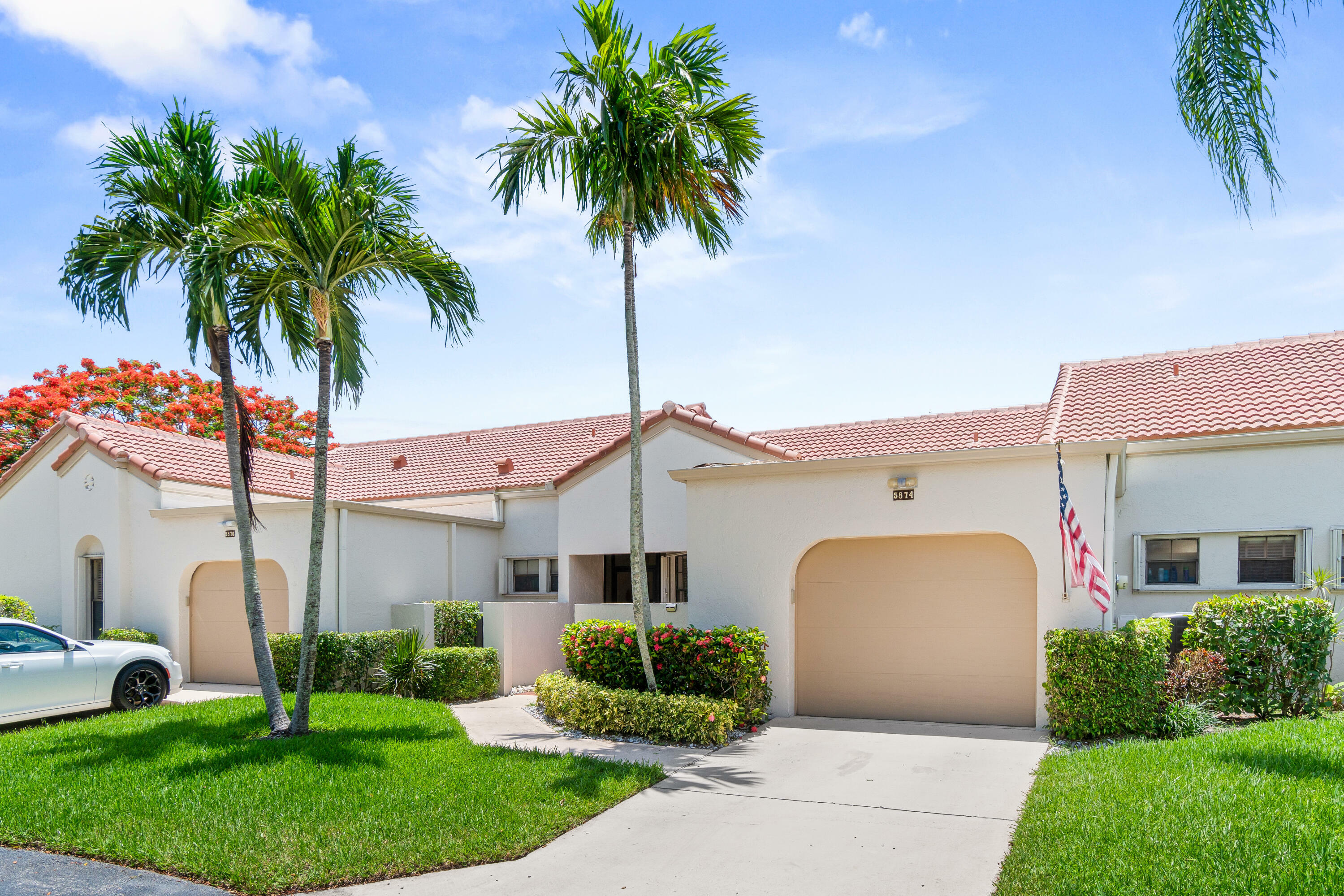 Property Photo: 5874 Parkwalk Circle W FL 33472