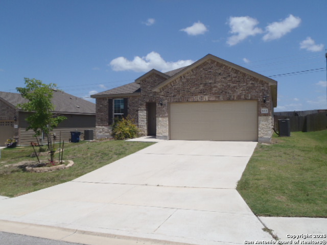 Property Photo: 653 Ridge Maze TX 78130