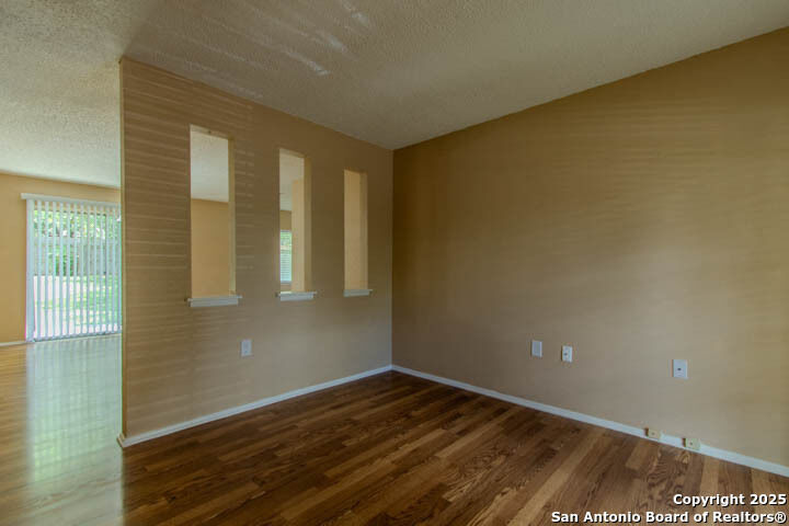 Property Photo: 123 Meadow Lark TX 78109