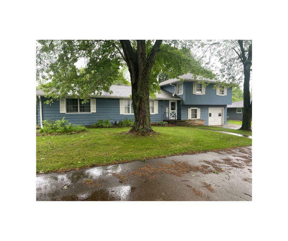 Property Photo: 103 Fairview Court WI 53931