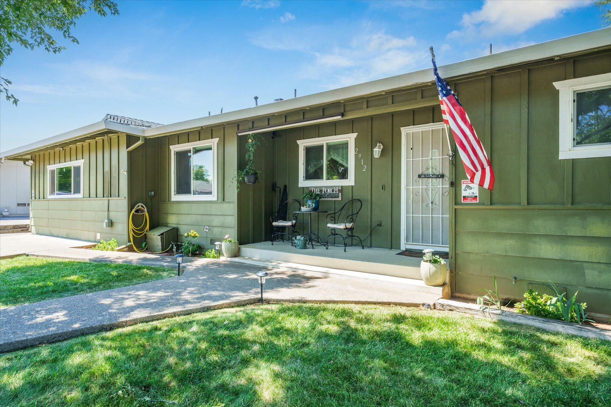 2912 Squire Avenue  Redding CA 96002 photo