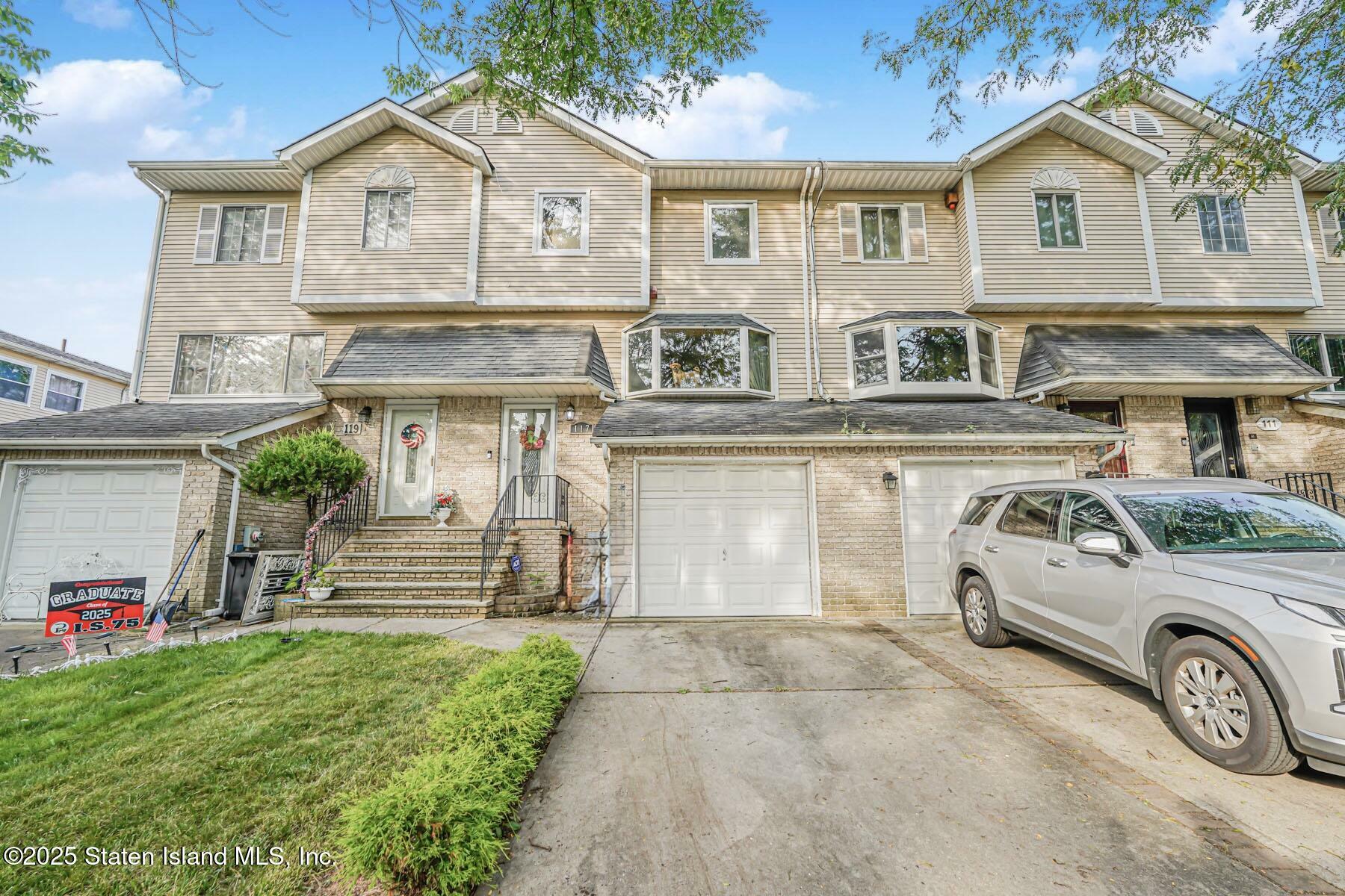 Property Photo:  117 Boulder Street  NY 10312 