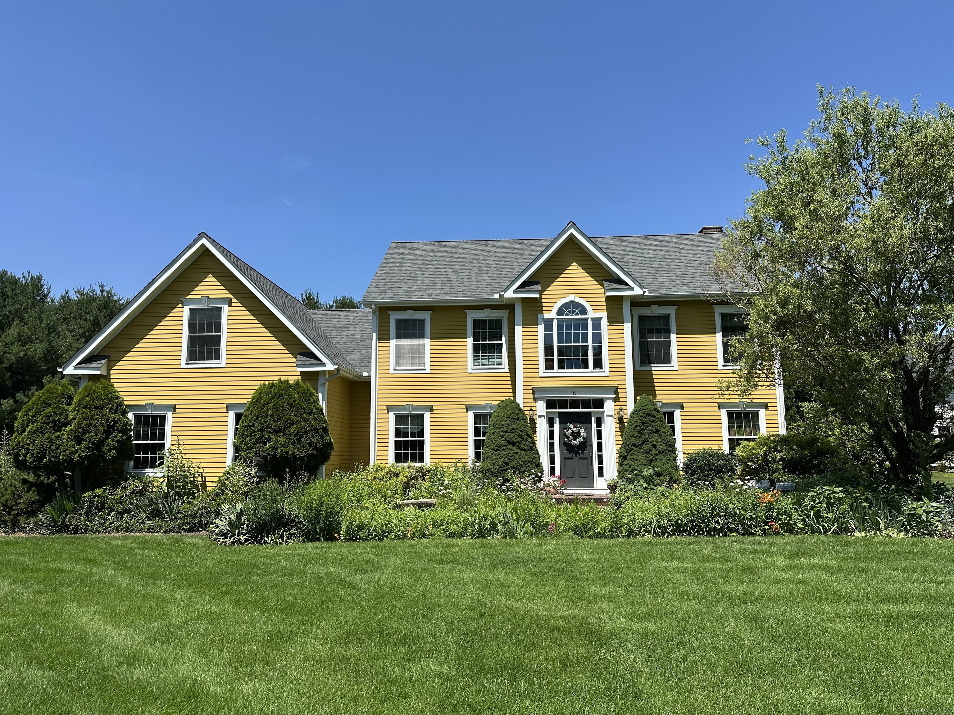 Property Photo: 35 Old Reservoir Road CT 06033