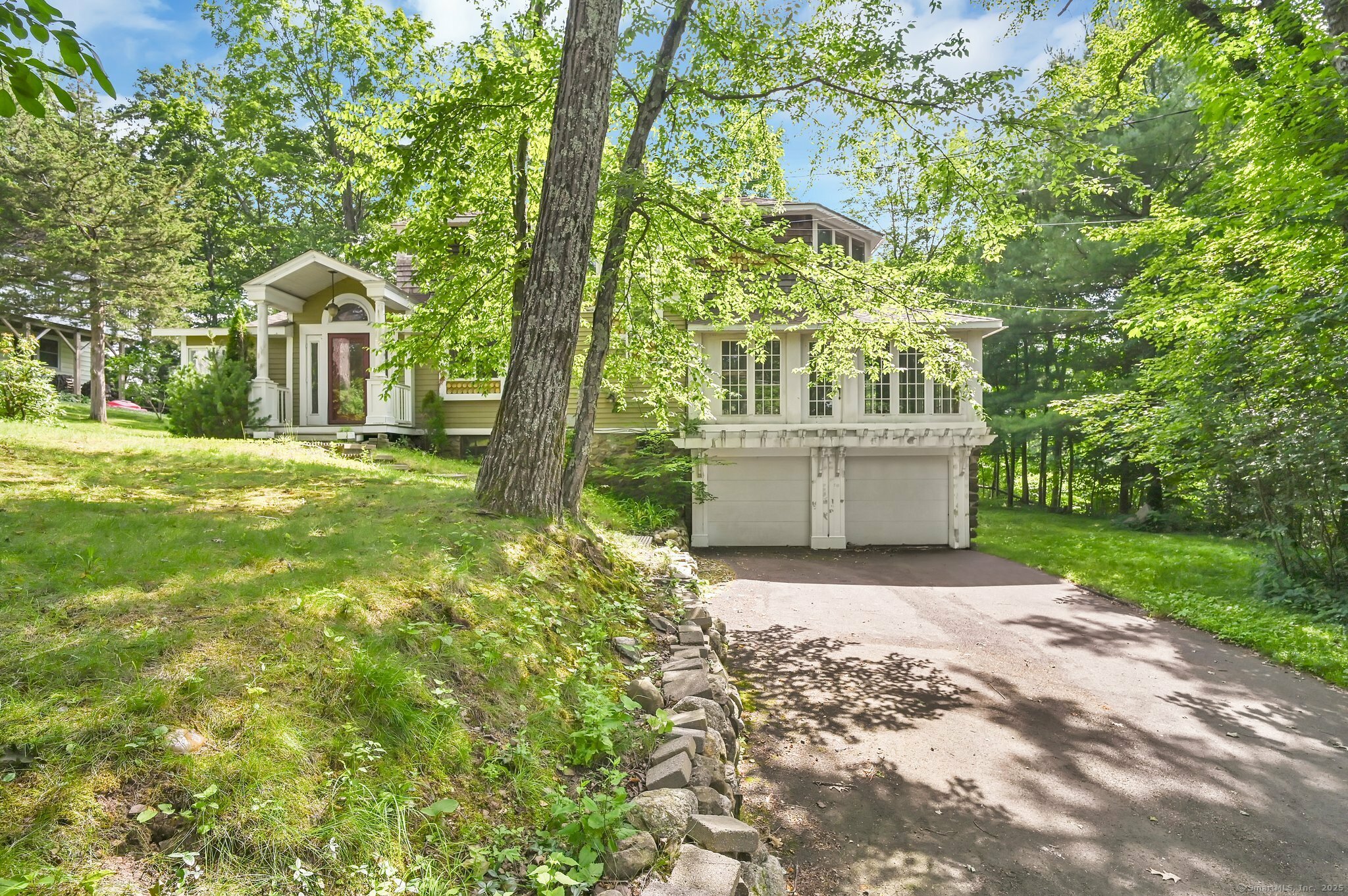 Property Photo:  63 Geneva Avenue  CT 06107 