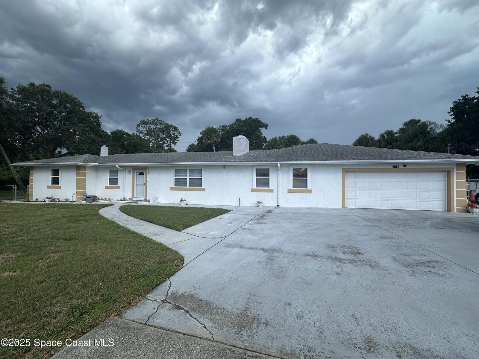 Property Photo:  1115 Santa Rosa Drive  FL 32955 