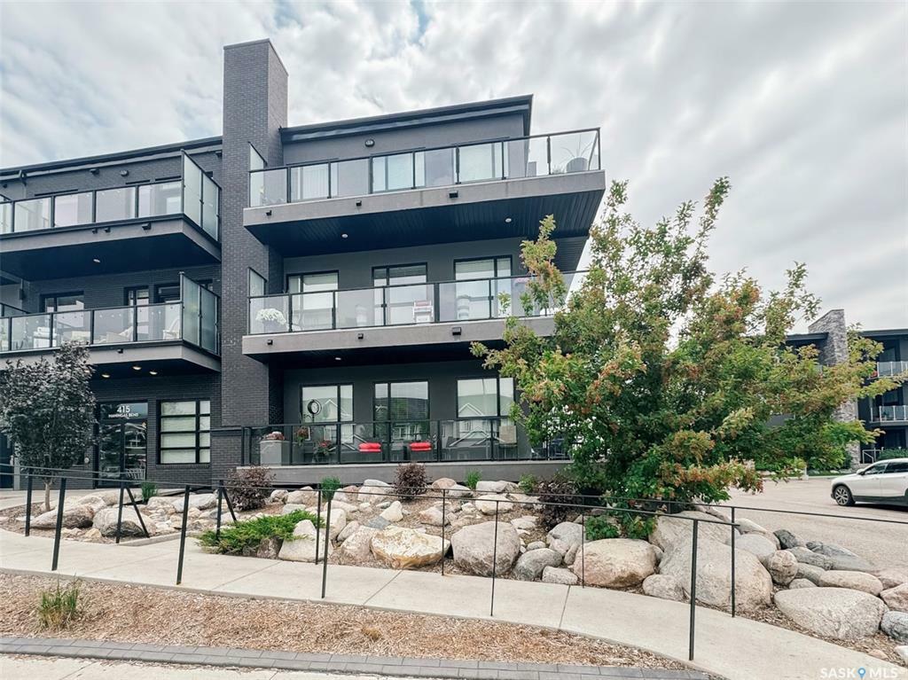 Property Photo: 415 Maningas Bend 309 SK S7W 0T6