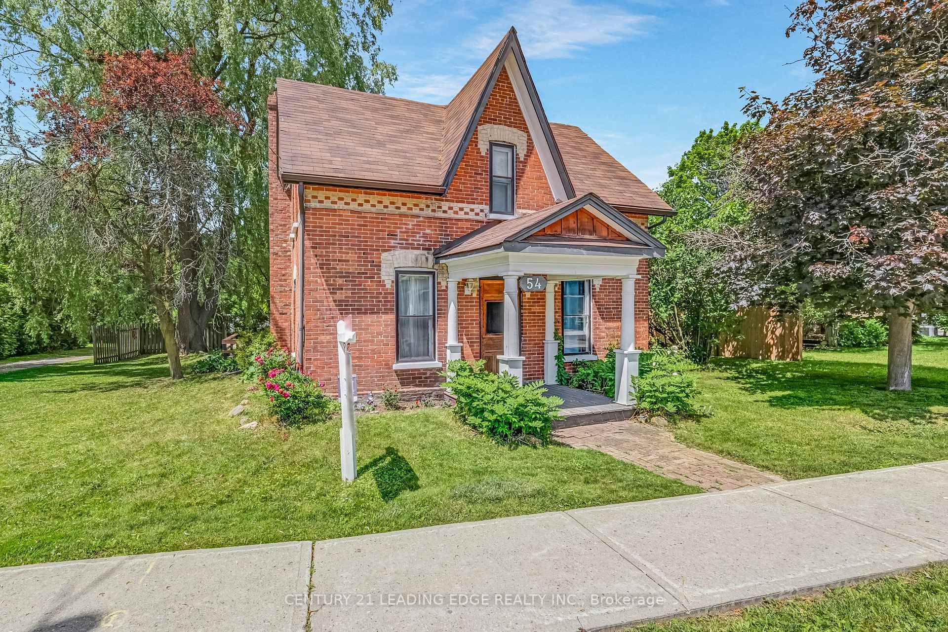 Property Photo: 54 King Street ON L0G 1M0